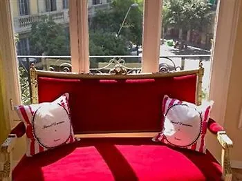 לינה וארוחת בוקר Casa Trianon